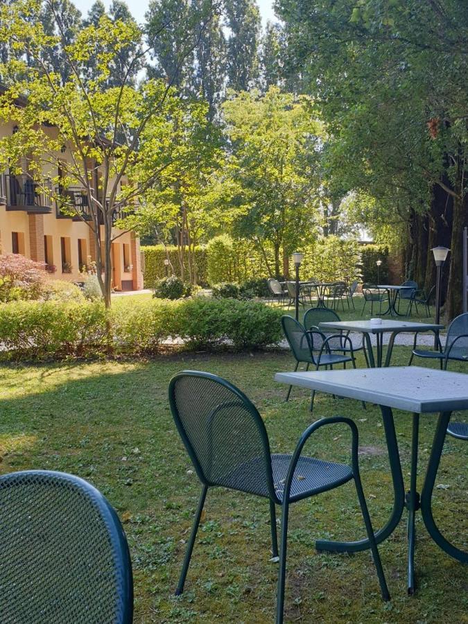 Hotel Alle Mondine Fraforeano Exteriör bild