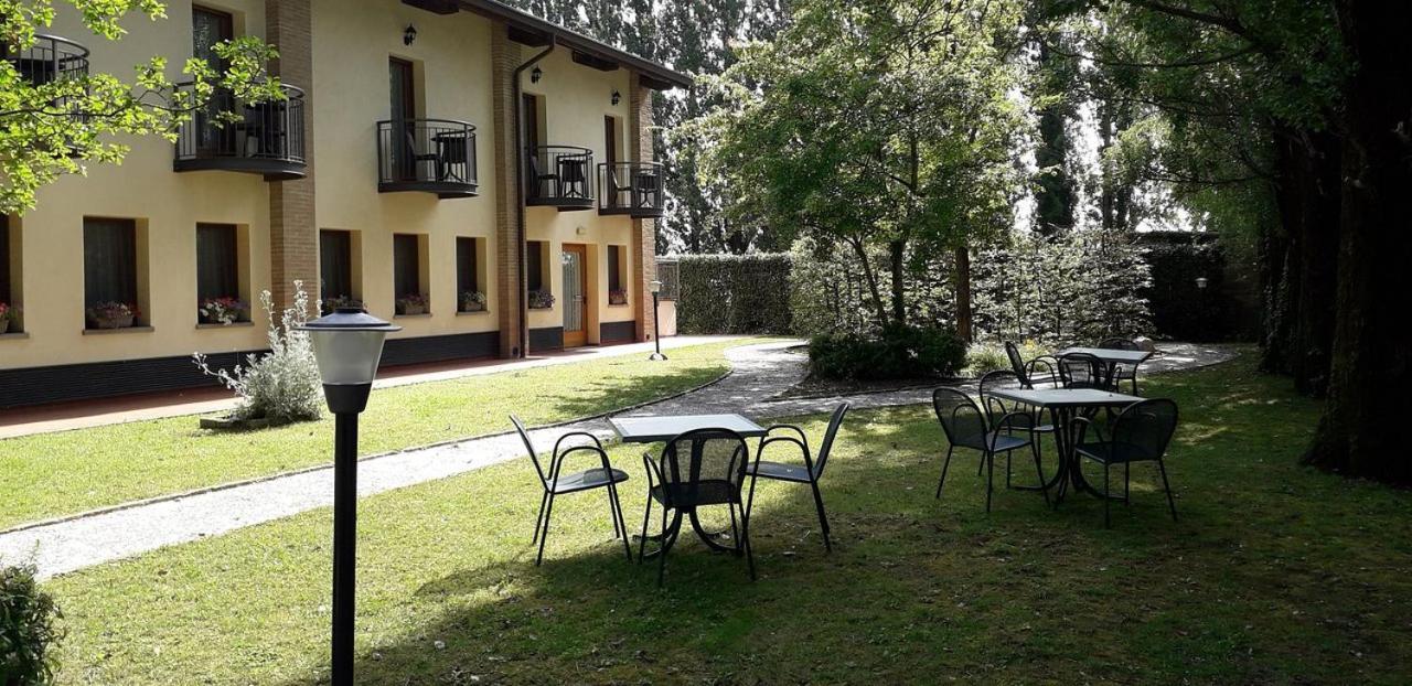 Hotel Alle Mondine Fraforeano Exteriör bild